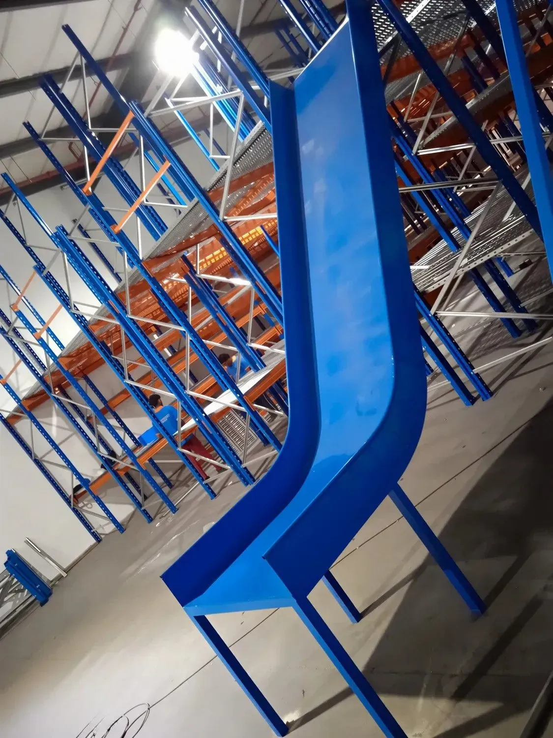 Moving Chute